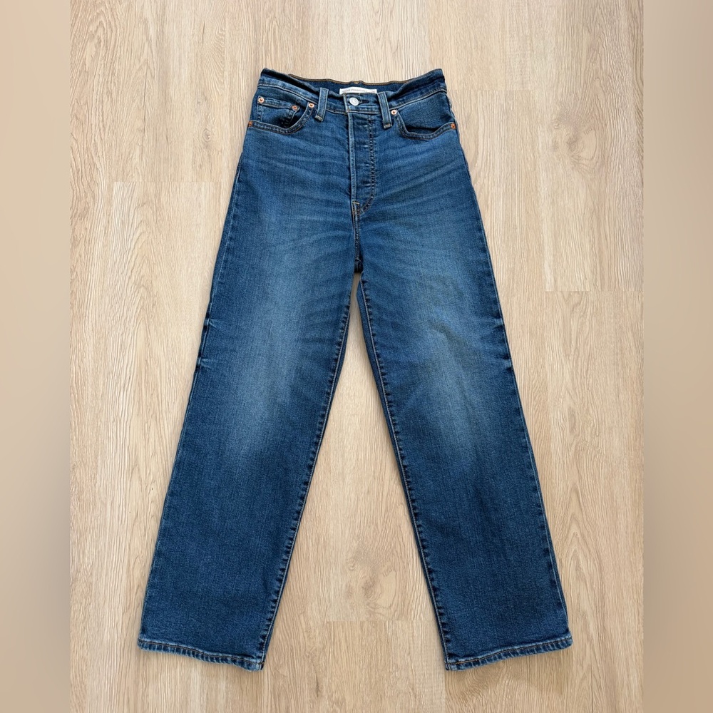Levi's Women's Straight Blue Jeans